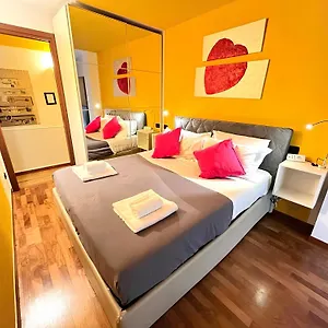 https://duomo-home-and-downtown.it-lombardy.com
